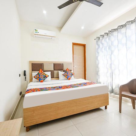 Fabescape Panchkula Motels ภายนอก รูปภาพ